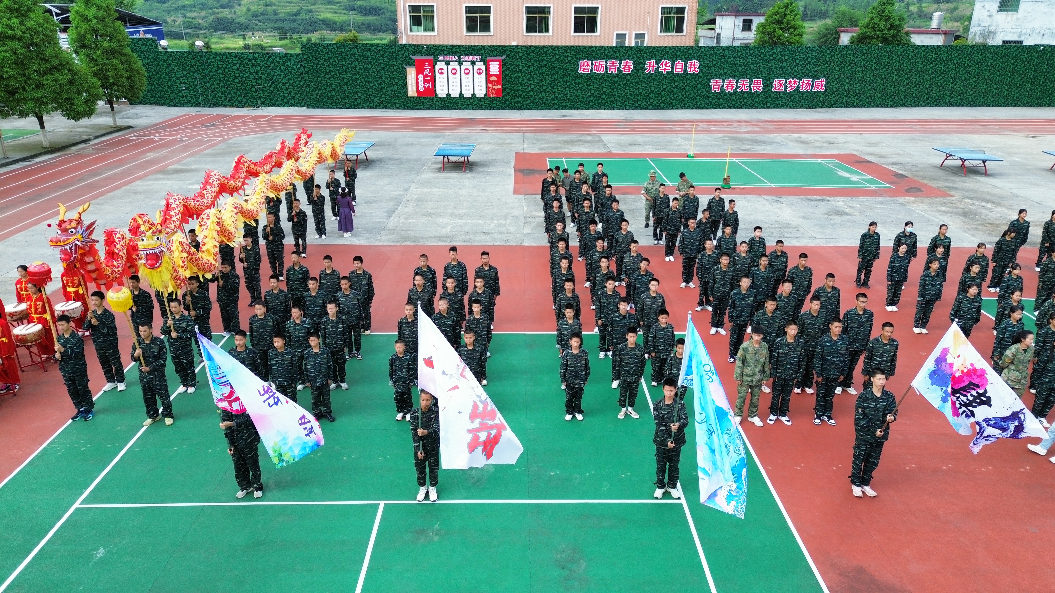 临武育人学校校园实景