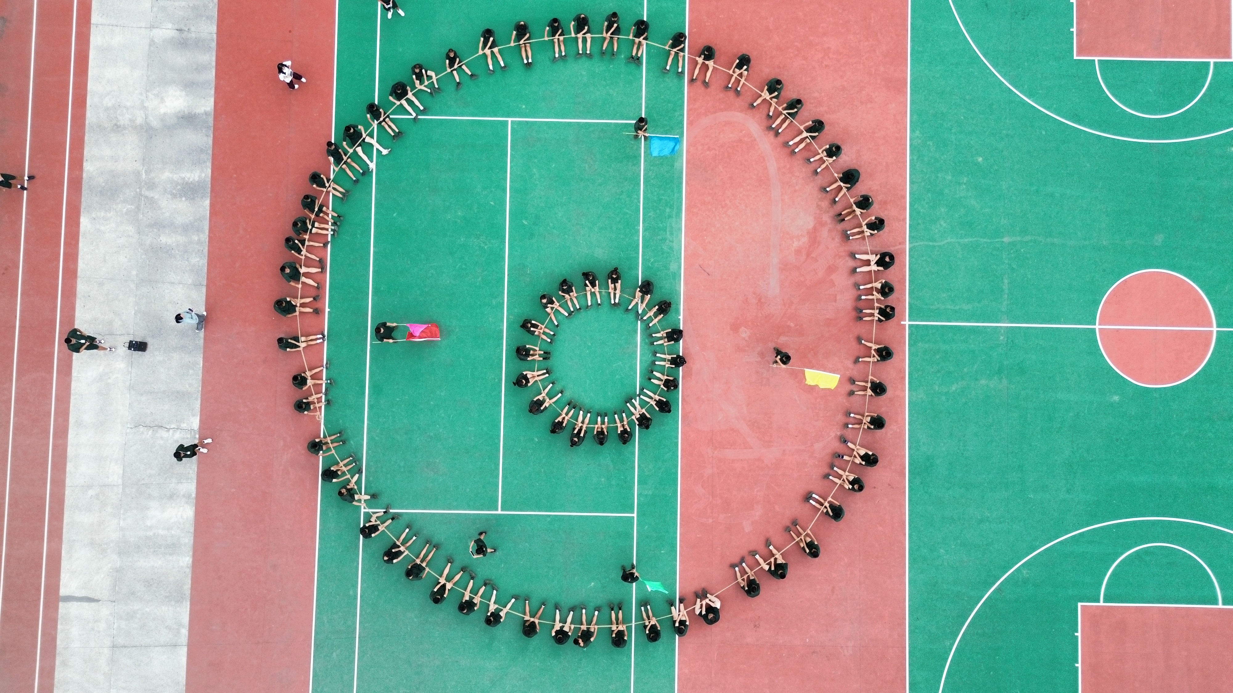 临武育人学校学员圆形队列训练
